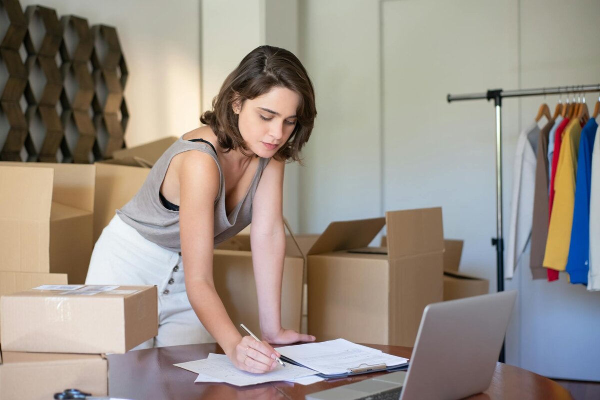 woment working at home office 