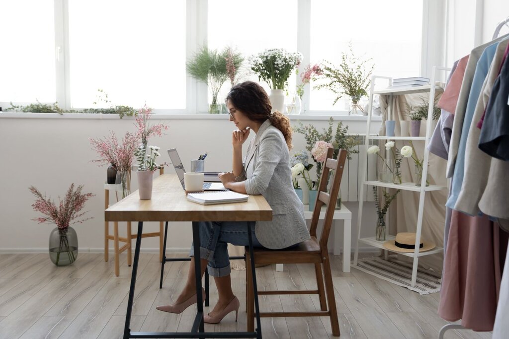 How Long is a Self-Employed Joiner Liable for Completed Projects?