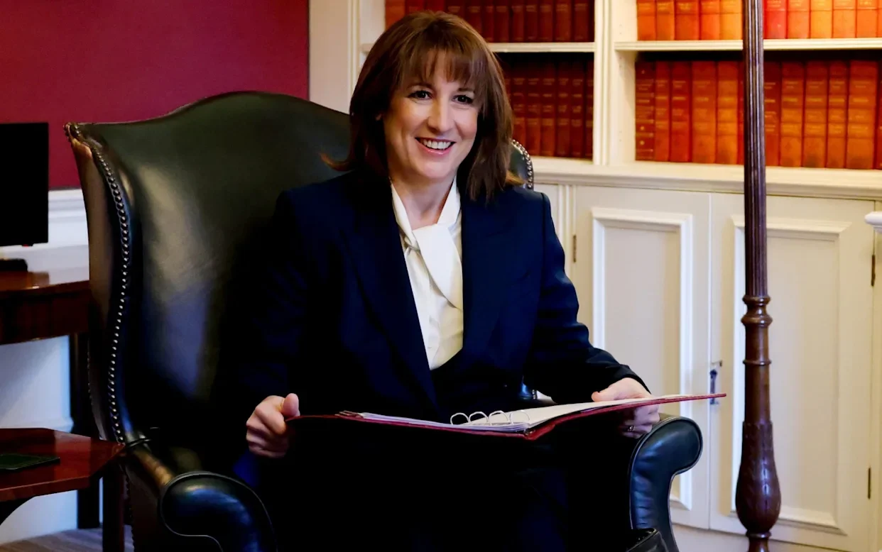 Reeves Uses Public Funds To Refurnish Downing Street Residence