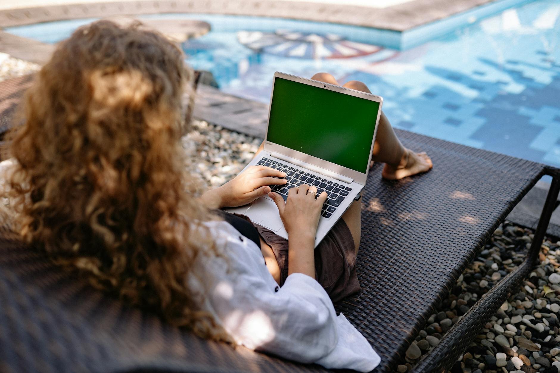 How to File UK Tax Return from Abroad: A Complete Guide