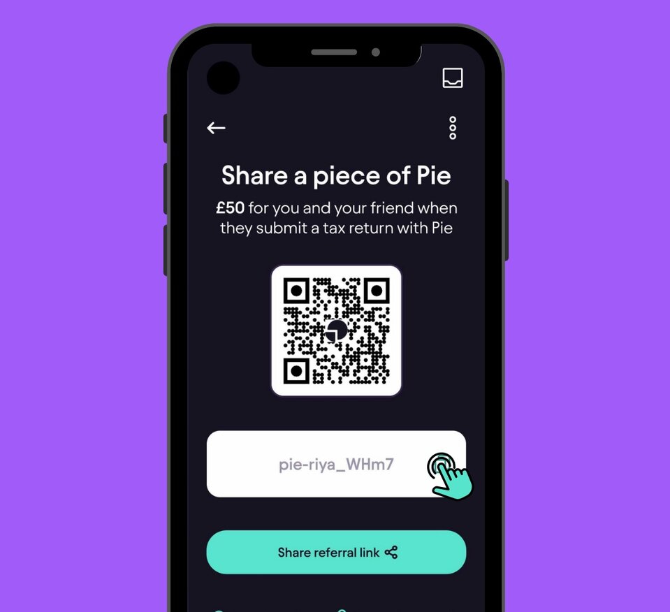 Pie app referral screen showing QR code and referral link sharing option