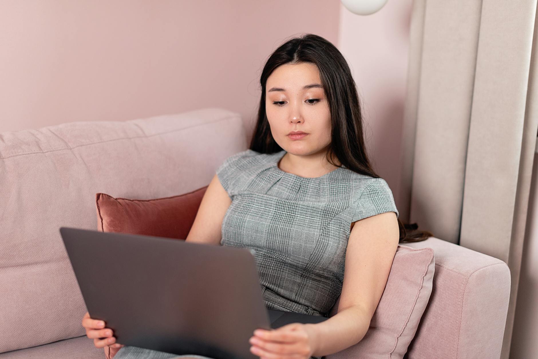 lady busy with her laptop