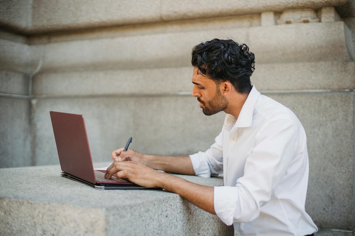 How long do you have to respond to an HMRC enquiry notice?