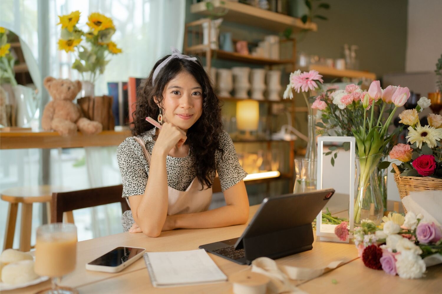 Discover how the self-employed can benefit from tax relief options. Learn to reduce your tax bill with Pie Tax’s expert guidance.