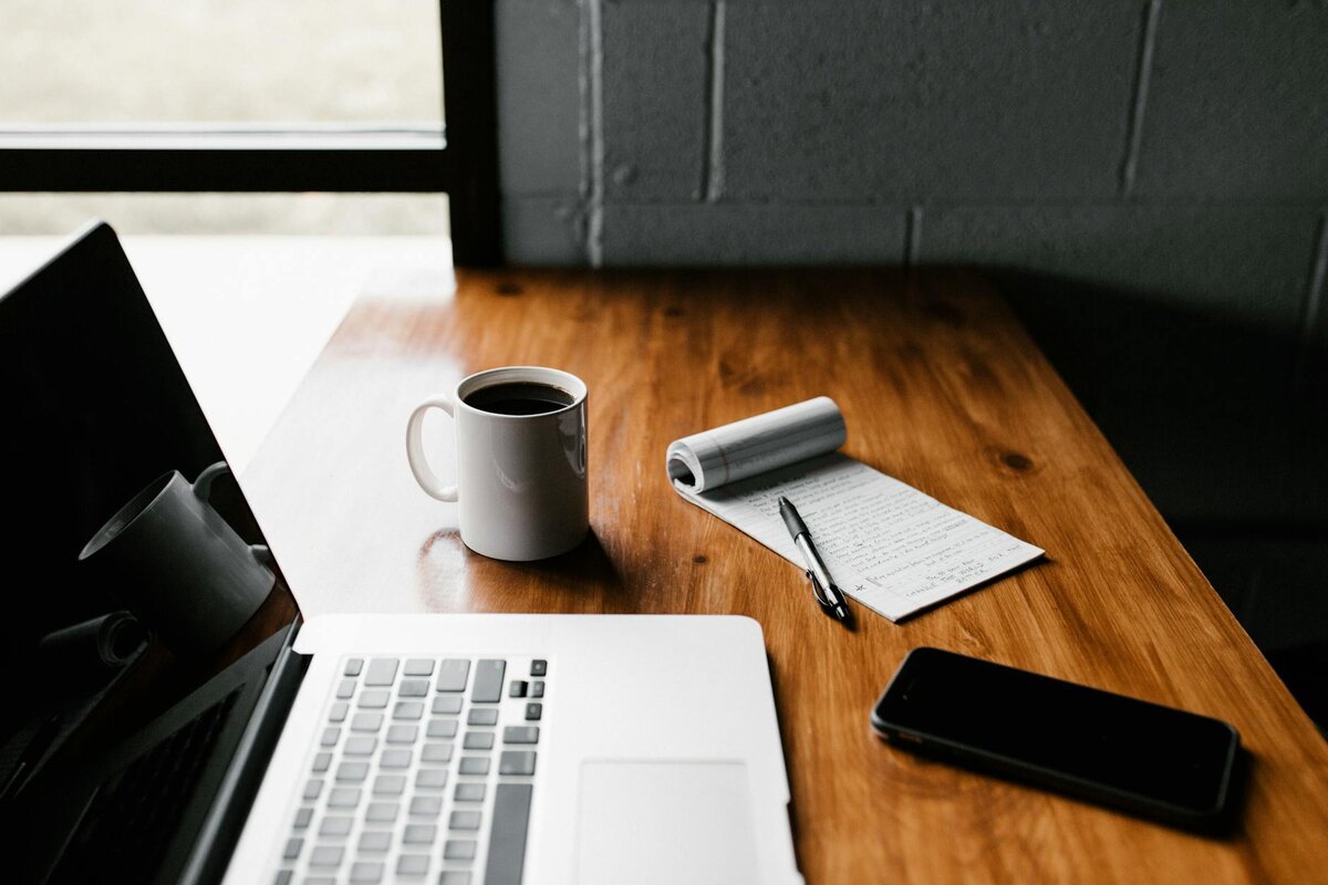 laptop on desk 