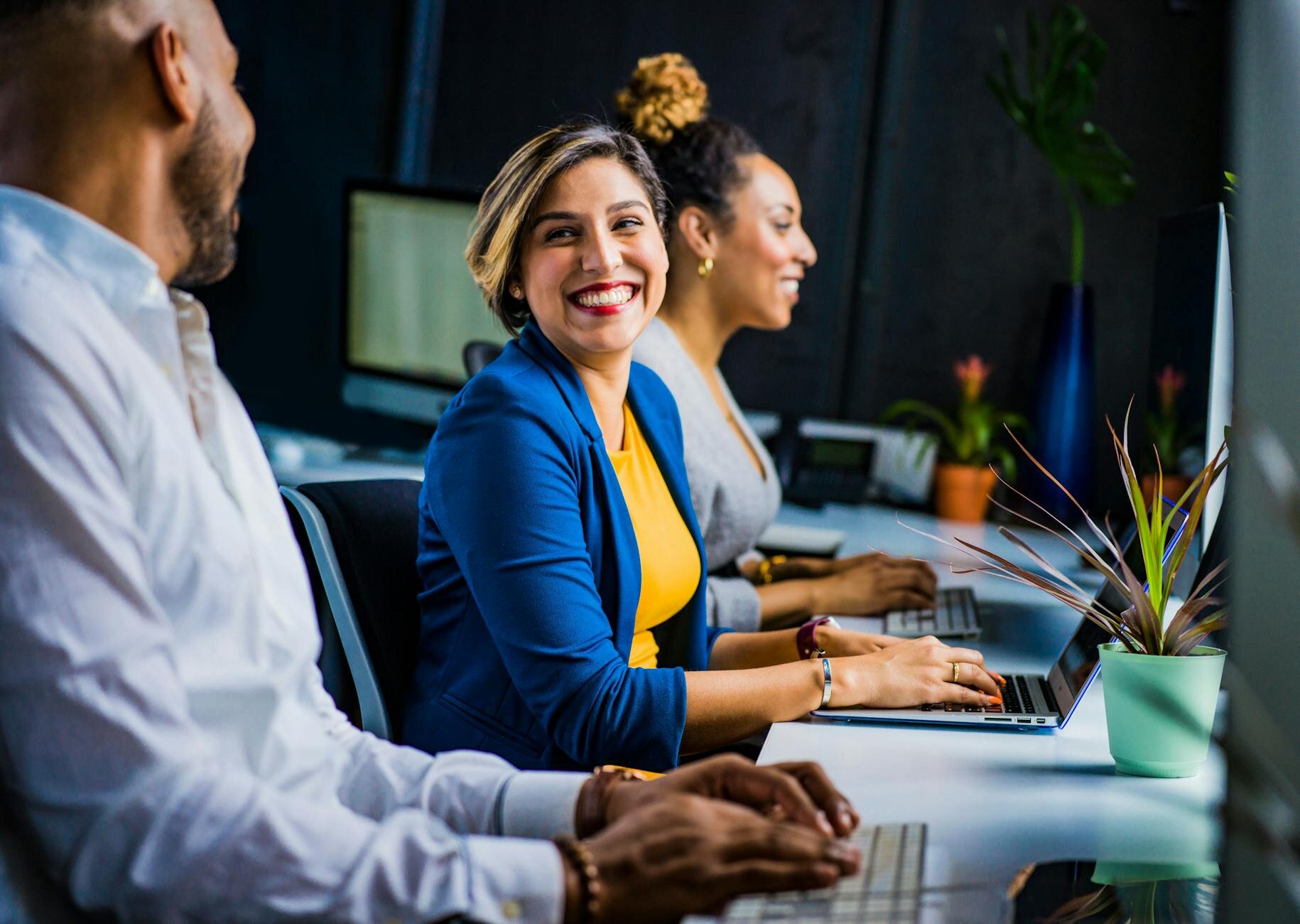 Complete guide to the 2023/24 Capital Gains Tax allowance: changes, calculations, and planning tips.
