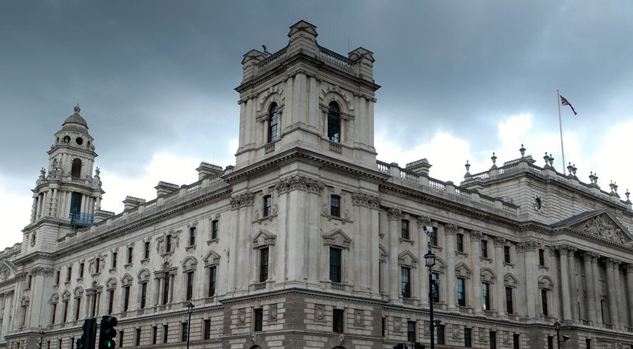 HMRC Issues Urgent Warning on Paper Tax Return Deadline