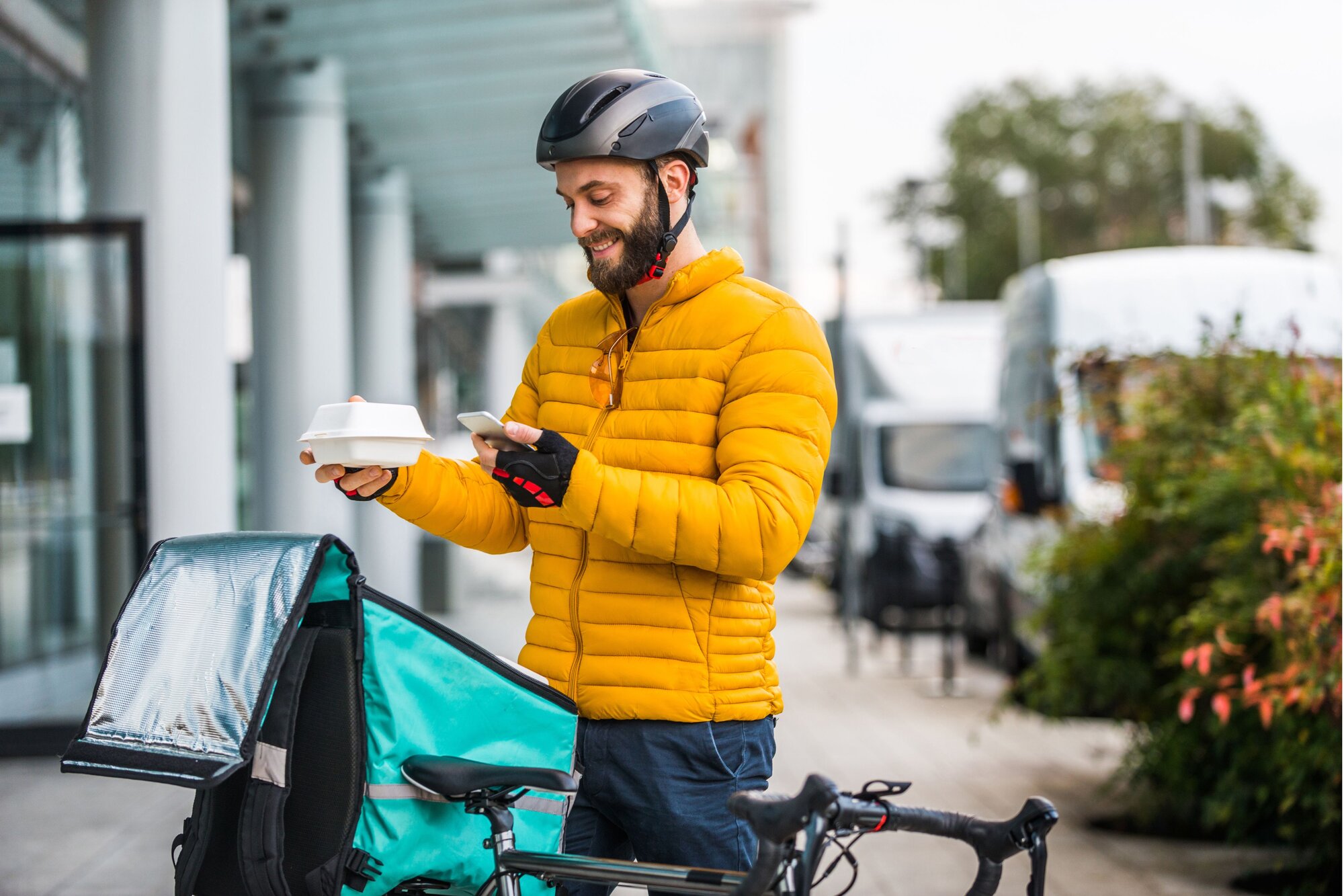 How Deliveroo Riders Can Maximise Tax Savings: Expert Advice