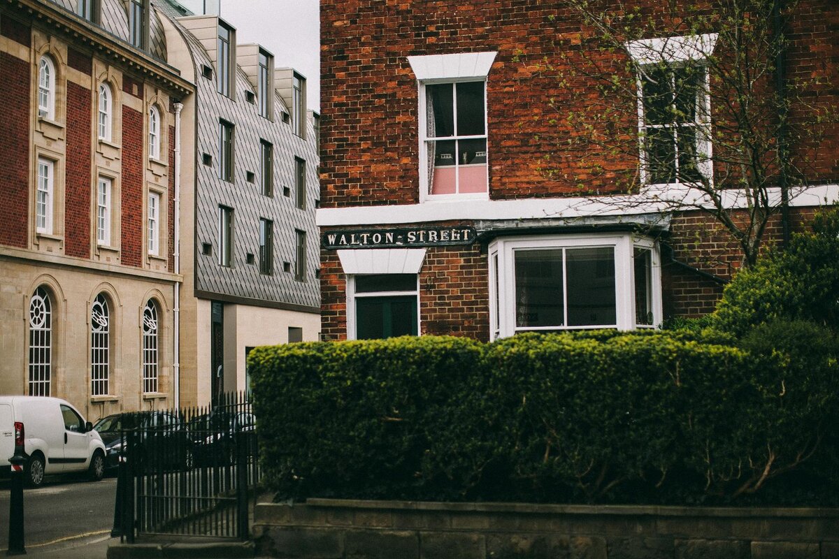 Walton Street, Estate of UK